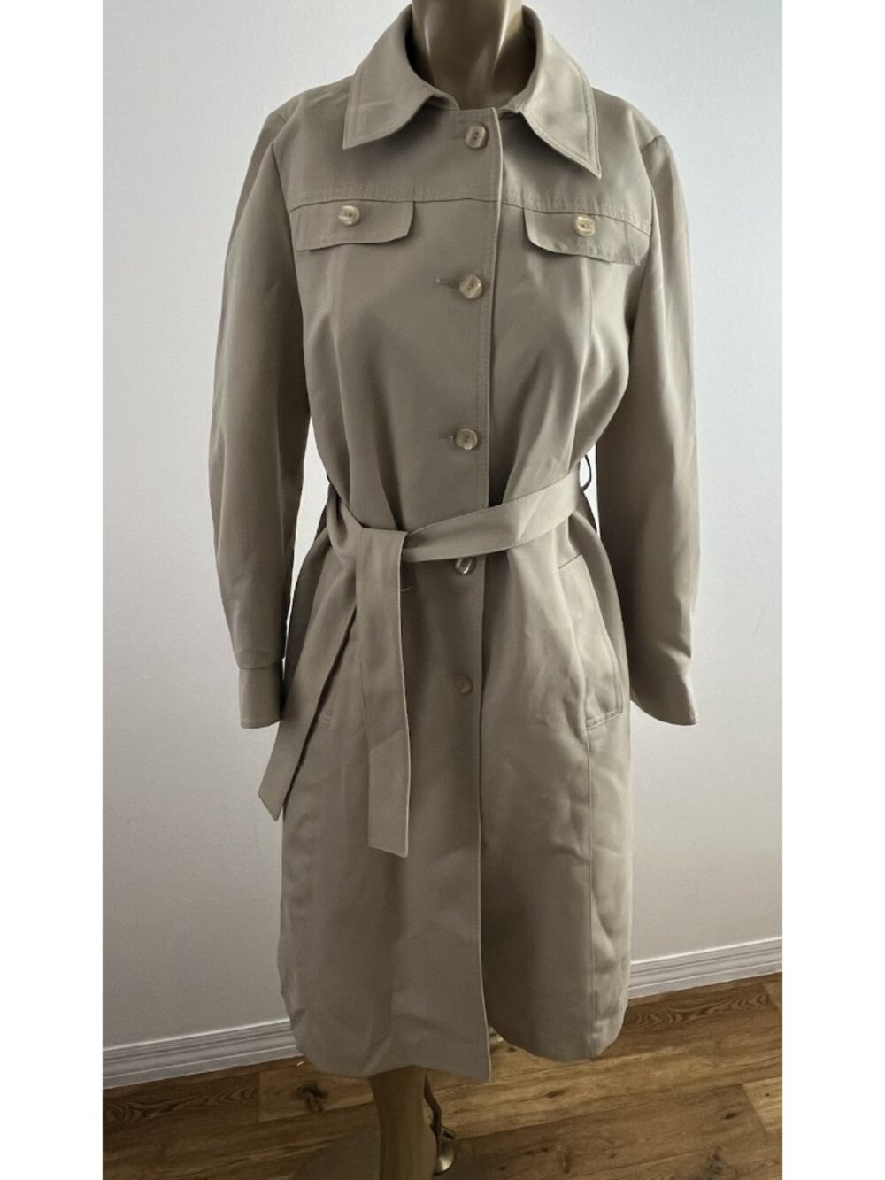 Vintage Forecaster of Boston Women's 7/8 Trench Coat Jacket Belted Polyester